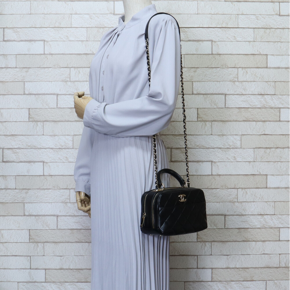 Chanel Bag Zipper W Shoulder Black Chain Matelasse Lambskin